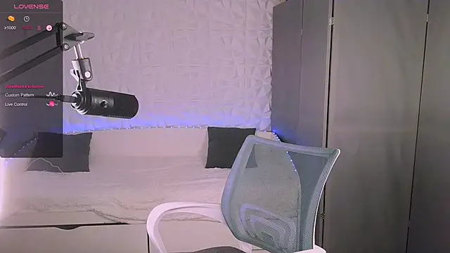 Snapshot of Beatrice_7 chatting on November 13, 2025, 9:14 pm Beatrice 7 online show from November 13, 2025, 9:14 pm