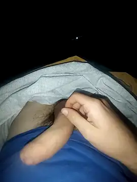 Cazzettostorto99 online show from November 13, 2025, 10:30 pm