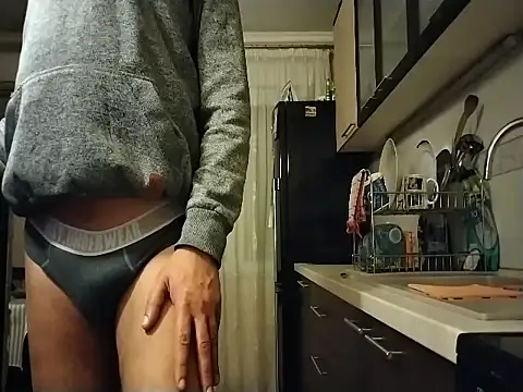 Snapshot of Snajperbaba chatting on October 25, 2025, 10:48 pm Snajperbaba online show from October 25, 2025, 10:48 pm