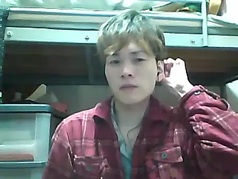 Snapshot of mgnhiroyuki chatting on March 8, 2025, 3:24 pm mgnhiroyuki online show from March 8, 2025, 3:24 pm