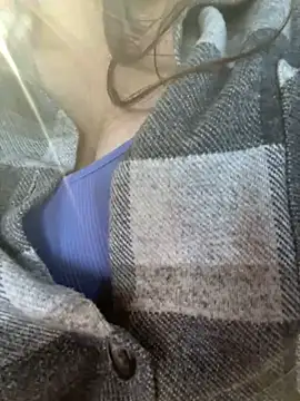 Snapshot of HannaJohnson chatting on September 14, 2025, 5:50 am HannaJohnson online show from September 14, 2025, 5:50 am