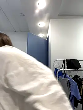 Snapshot of HannaJohnson chatting on November 21, 2025, 6:01 am HannaJohnson online show from November 21, 2025, 6:01 am