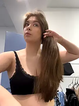 Snapshot of HannaJohnson chatting on November 28, 2025, 6:16 am HannaJohnson online show from November 28, 2025, 6:16 am