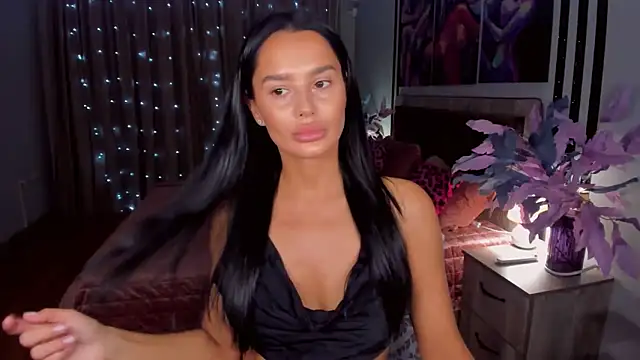 DanaSincere online show from November 27, 2025, 3:41 am