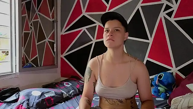 demimoore222 online show from September 11, 2025, 1:44 pm