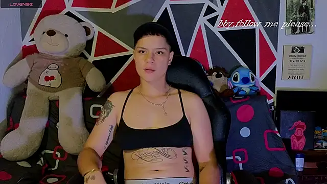 demimoore222 online show from November 16, 2025, 10:37 pm