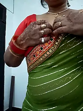 Neha-Bhabhi-Rasily online show from October 13, 2025, 9:53 am