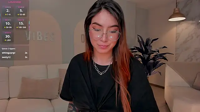 Snapshot of MaddisonCollins chatting on March 19, 2025, 2:16 am MaddisonCollins online show from March 19, 2025, 2:16 am