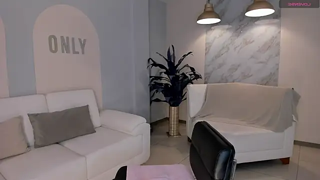 Snapshot of MaddisonCollins chatting on March 22, 2025, 7:42 pm MaddisonCollins online show from March 22, 2025, 7:42 pm