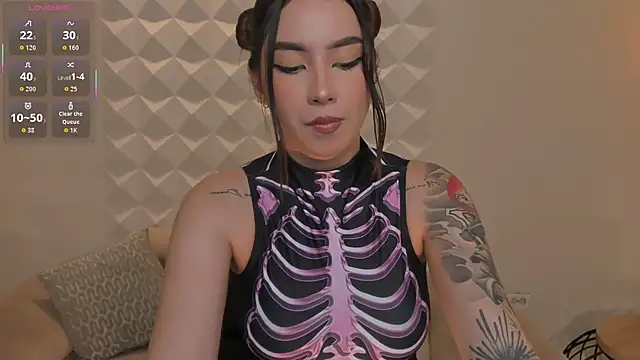 Snapshot of MaddisonCollins chatting on October 3, 2025, 7:44 pm MaddisonCollins online show from October 3, 2025, 7:44 pm