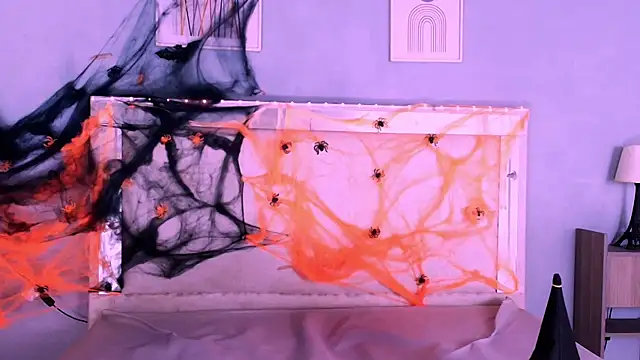 Emily Castillo 1 online show from October 7, 2025, 1:25 am