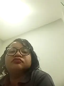 Snapshot of viviksmel chatting on November 11, 2025, 2:50 pm viviksmel online show from November 11, 2025, 2:50 pm