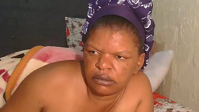 Snapshot of ebony_rose11 chatting on November 6, 2025, 3:18 am ebony rose11 online show from November 6, 2025, 3:18 am