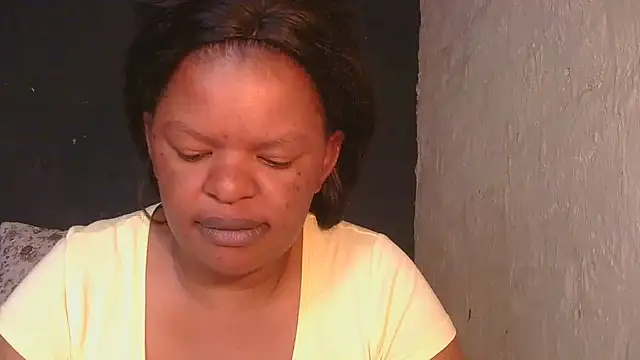 Snapshot of ebony_rose11 chatting on November 9, 2025, 10:24 am ebony rose11 online show from November 9, 2025, 10:24 am