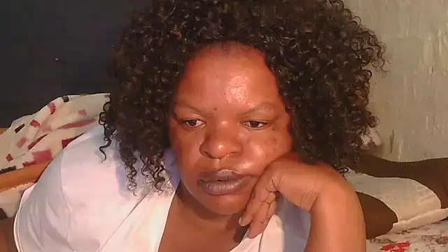 Snapshot of ebony_rose11 chatting on November 24, 2025, 4:01 am ebony rose11 online show from November 24, 2025, 4:01 am