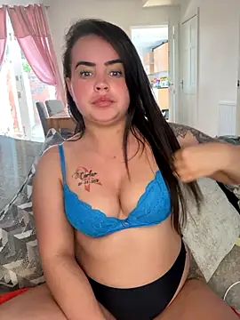 Snapshot of Sophie_23XX chatting on October 10, 2025, 11:42 am Sophie 23XX online show from October 10, 2025, 11:42 am