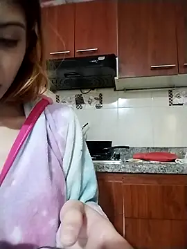 KratosAfroditacs online show from September 19, 2025, 3:02 pm