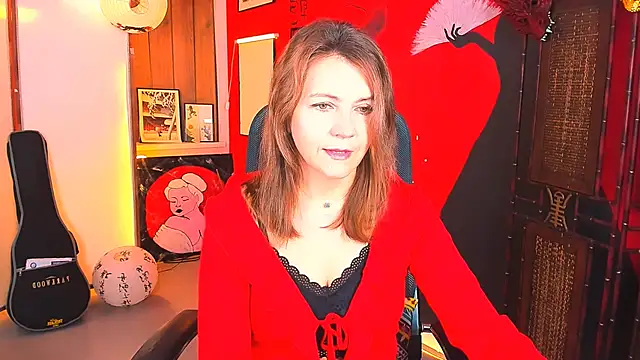 Snapshot of NicoleHitman chatting on November 15, 2025, 9:17 am NicoleHitman online show from November 15, 2025, 9:17 am