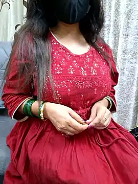 Snapshot of Decant_Ruhi143 chatting on October 17, 2025, 10:40 am Decant Ruhi143 online show from October 17, 2025, 10:40 am