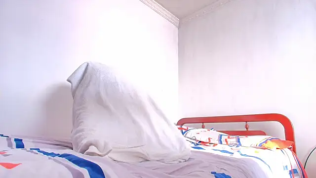 Snapshot of Kal_El_8 chatting on March 12, 2025, 9:24 pm Kal El 8 online show from March 12, 2025, 9:24 pm