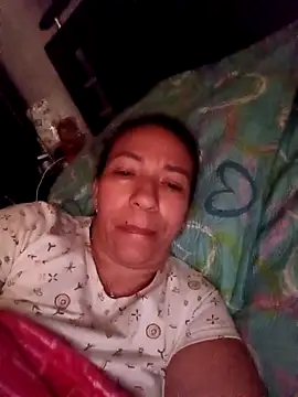 Snapshot of Antonela45 chatting on September 20, 2025, 9:27 pm Antonela45 online show from September 20, 2025, 9:27 pm
