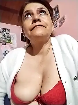 Snapshot of BiancaSteel chatting on March 9, 2025, 7:01 am BiancaSteel online show from March 9, 2025, 7:01 am