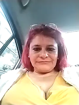 Snapshot of BiancaSteel chatting on September 9, 2025, 10:42 pm BiancaSteel online show from September 9, 2025, 10:42 pm