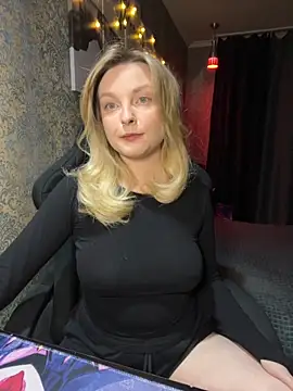 Lina ly online show from October 16, 2025, 9:16 pm