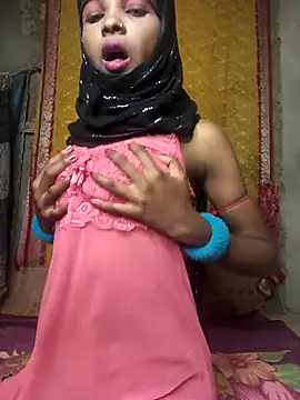 Cutesoma01 online show from October 26, 2025, 4:24 pm