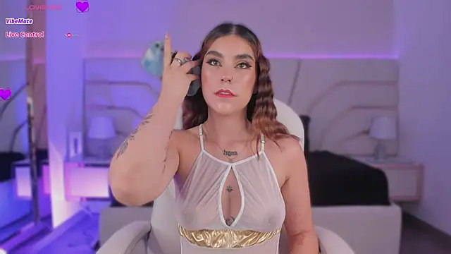 Snapshot of Violeta-Marquez chatting on March 15, 2025, 11:51 am Violeta-Marquez online show from March 15, 2025, 11:51 am