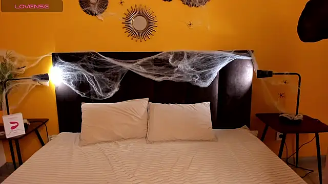 Jessie Curlyy online show from October 23, 2025, 2:00 am