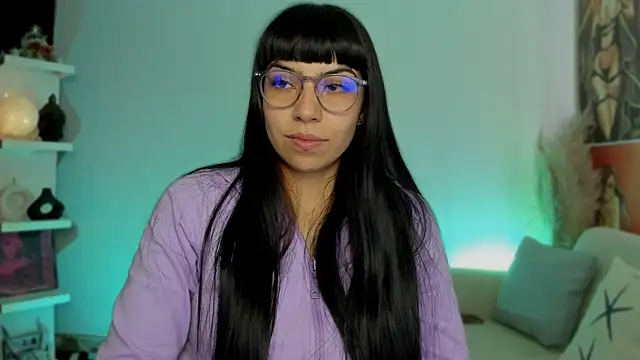 Snapshot of Saraa_Desiree chatting on September 29, 2025, 9:41 pm Saraa Desiree online show from September 29, 2025, 9:41 pm