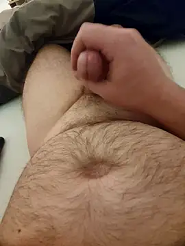 Snapshot of Littleshyguy chatting on November 6, 2025, 3:24 pm Littleshyguy online show from November 6, 2025, 3:24 pm