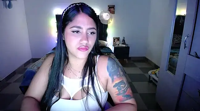 Snapshot of Genova_69 chatting on March 23, 2025, 5:43 am Genova 69 online show from March 23, 2025, 5:43 am