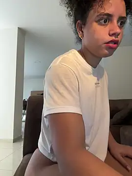 Snapshot of KittyTwerk_2 chatting on March 18, 2025, 2:15 pm KittyTwerk 2 online show from March 18, 2025, 2:15 pm