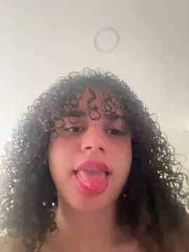 Snapshot of KittyTwerk_2 chatting on March 19, 2025, 2:57 pm KittyTwerk 2 online show from March 19, 2025, 2:57 pm