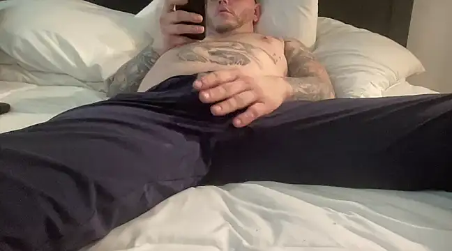 Thegreatwhitepipe online show from March 18, 2025, 4:26 pm