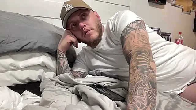 Snapshot of Thegreatwhitepipe chatting on November 6, 2025, 12:17 pm Thegreatwhitepipe online show from November 6, 2025, 12:17 pm