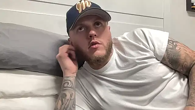 Snapshot of Thegreatwhitepipe chatting on November 10, 2025, 11:42 am Thegreatwhitepipe online show from November 10, 2025, 11:42 am