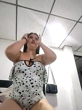 mialorents online show from October 7, 2025, 11:02 pm