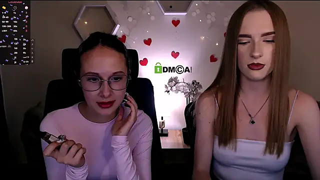 mona cloud online show from October 4, 2025, 7:23 pm