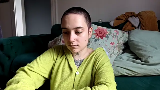 OllympeKaii online show from November 11, 2025, 12:49 pm