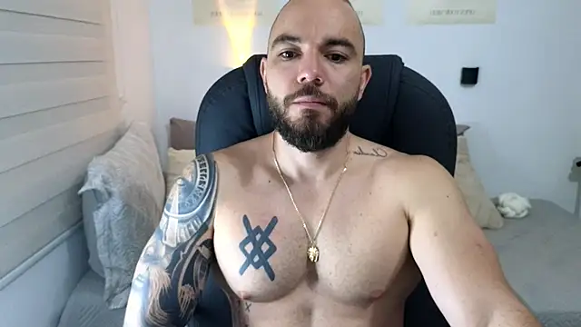 Isaac Carter online show from September 25, 2025, 11:03 am