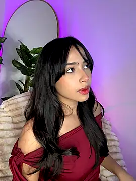  Emily Thompson  online show from November 20, 2025, 3:18 am