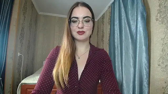 Snapshot of Leila_Kissyu chatting on November 5, 2025, 2:28 pm Leila Kissyu online show from November 5, 2025, 2:28 pm