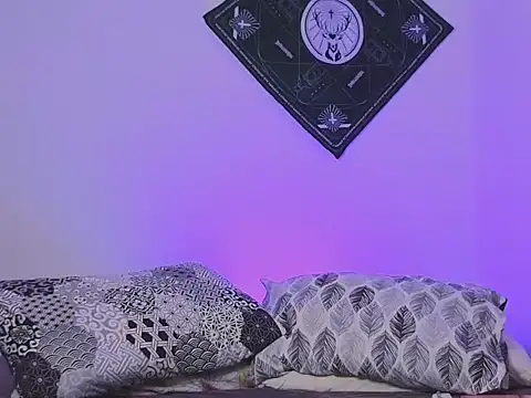 samevansx  online show from October 2, 2025, 10:50 pm