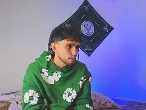 samevansx  online show from December 5, 2025, 5:31 pm