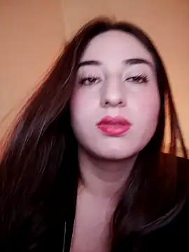 KARINA FLOWER  online show from November 30, 2025, 8:24 pm