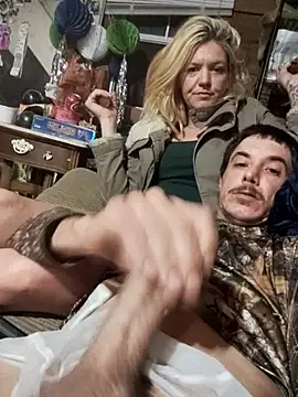 Snapshot of sexytattedbabe chatting on October 10, 2025, 5:39 am sexytattedbabe online show from October 10, 2025, 5:39 am