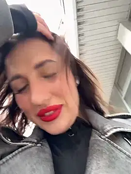 Snapshot of AleksandraRich chatting on September 14, 2025, 4:00 am AleksandraRich online show from September 14, 2025, 4:00 am